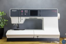 Pfaff Creative 3.0 IDT Sewing & Embroidery Machine + Warranty