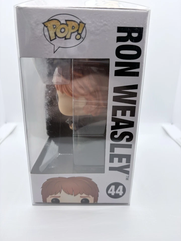 Funko Pop! Vinyl: Harry Potter - Ron Weasley (w/ Scabbers) #44 - With Protector - image 3 of 4