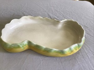 1950’s MID CENTURY "HAEGER U.S.A." POTTERY TRINKET DISH Kidney Shaped Shape.