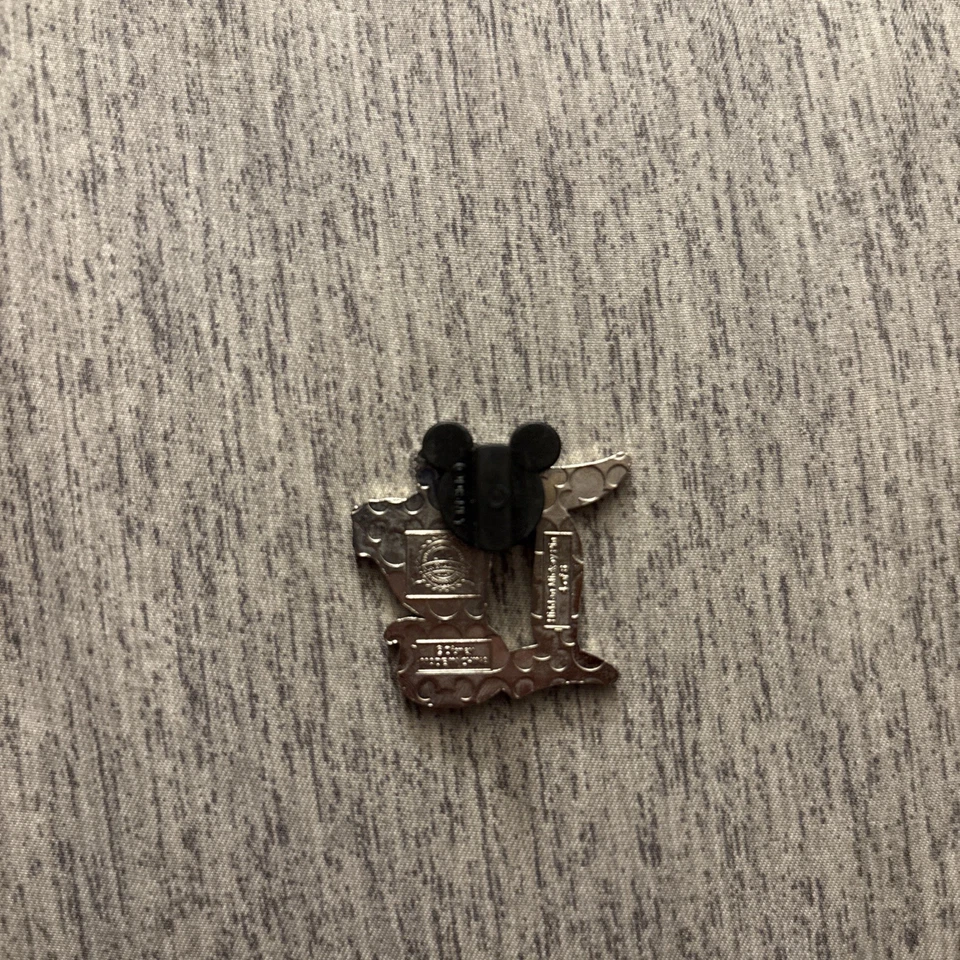 Prendedor DL Cheshire Cat D Alicia País de las Maravillas Disneyland Cast Hidden Mickey Disney 2019 Foto 2 de 2