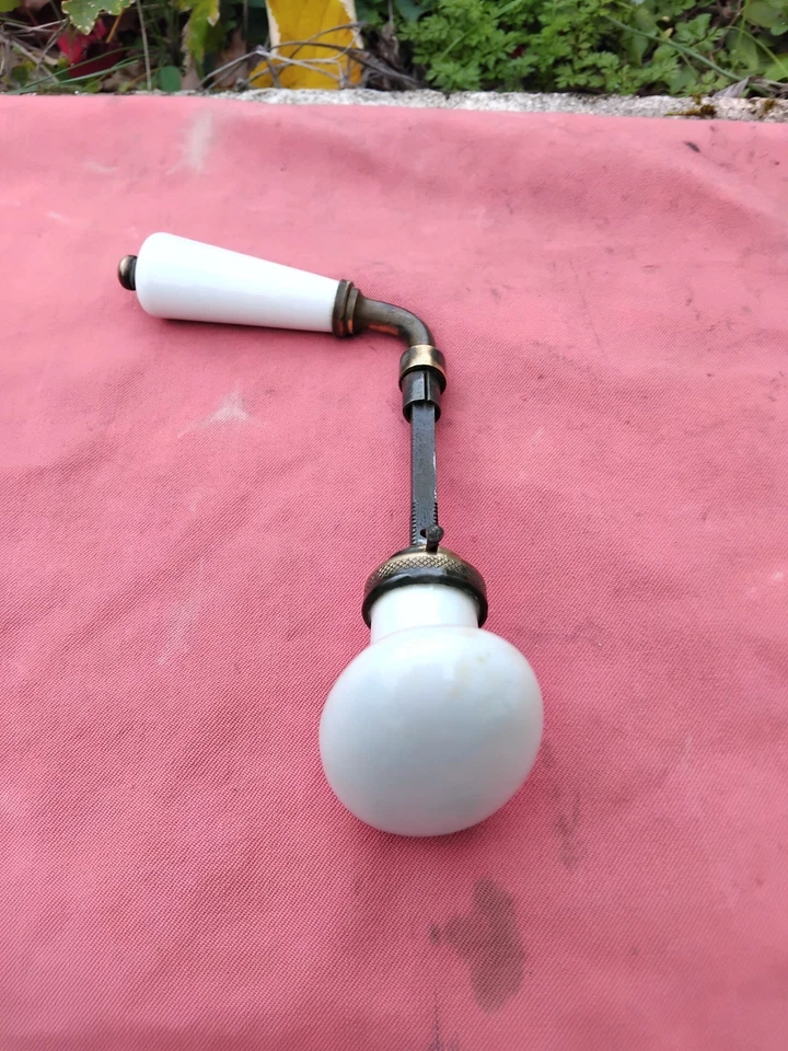 ancienne poignée de porte ovale et droite en porcelaine et laiton napoléon III - Photo 2/3