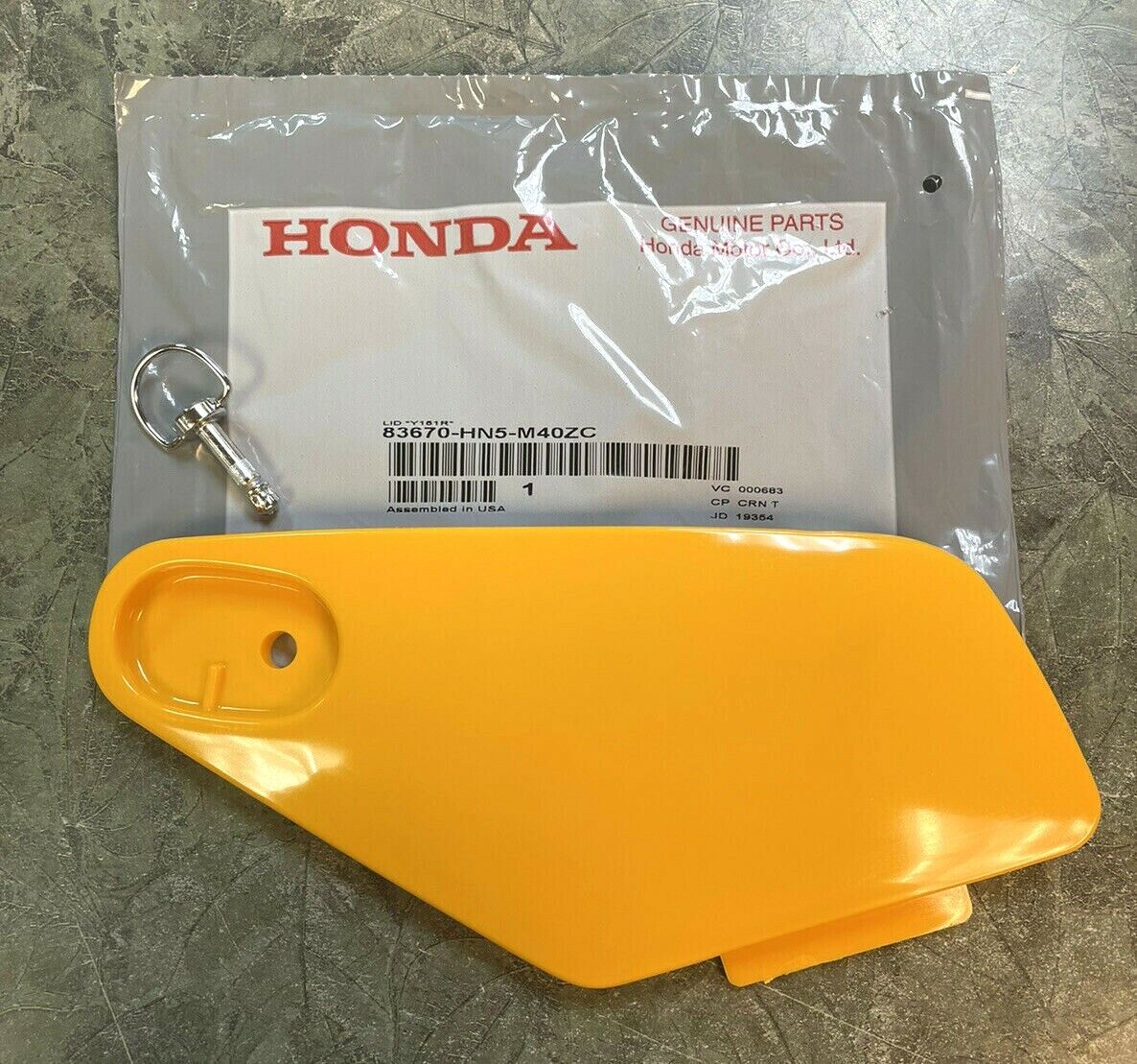 04-06 Honda Rancher 350 Yellow Storage Box Cover & Stud Lock 04-06 Honda Rancher 350 Yellow Storage Box Cover & Stud Lock
