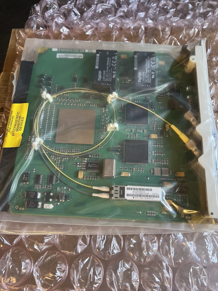 LUCENT DDM FIBER INTERFACE CARD 22G4-U SNRXDZNAAA S1:1 OLIU (WL40-2) - Image 4 of 4