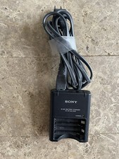 Authentic Sony Ni-MH AA AAA BC-CS2B Battery Charger Double Triple A TESTED WORKS