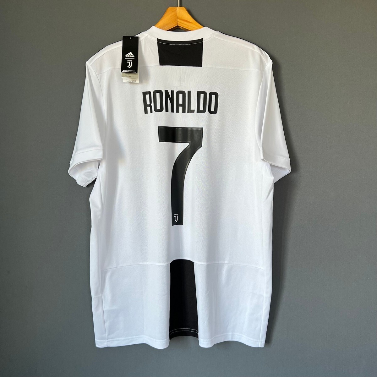 Ronaldo Juventus Jersey 2018/2019 Home Mens Football Shirt Size XL