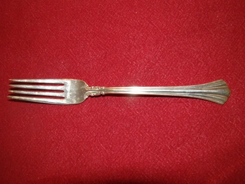 REED & BARTON STERLING SILVER EIGHTEENTH CENTURY FORK NO MONOGRAM