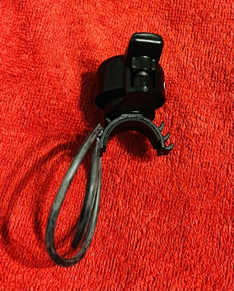 Campana GIGANTE genuina bicicleta bicicleta Flick Ping Bell se adapta a todos los tamaños de manillar  Foto 4 de 4