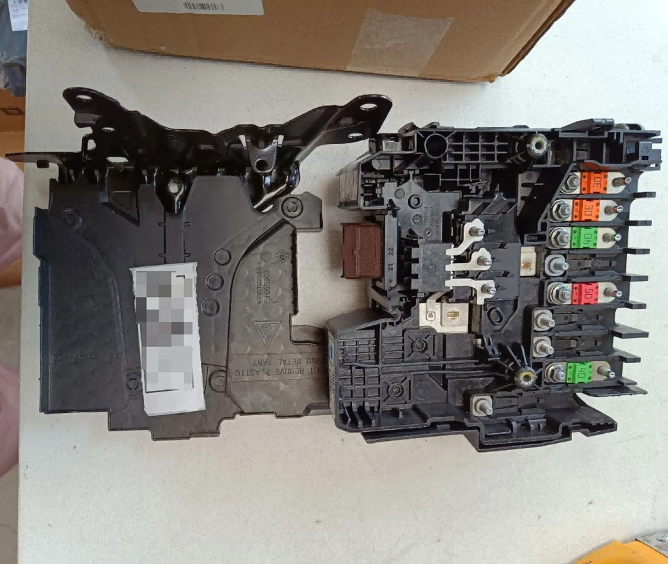 BPGA Battery Management Module For Peugeot 308 3008 5008 Citroen C4 9675350380 - Image 3 of 4