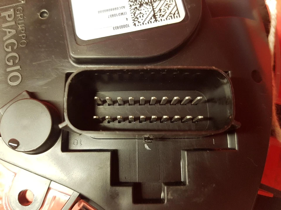 PIAGGIO VESPA GTS 125 SPEEDO INSTRUMENT CLUSTER SPEEDOMETER 2023 - Image 4 of 4