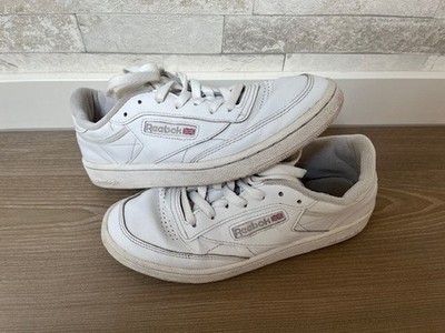 Reebok Sneaker Turnschuhe Gr 39 im getragenen Zustand mit Tragespuren Turnschuh