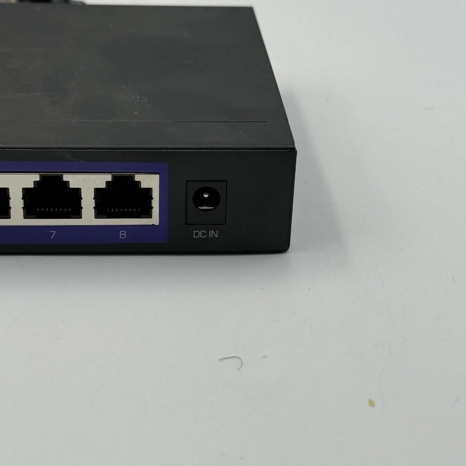 Настольный сетевой коммутатор Ethernet TRENDnet 8 портов неуправляемый 2,5G - Изображение 2 из 4