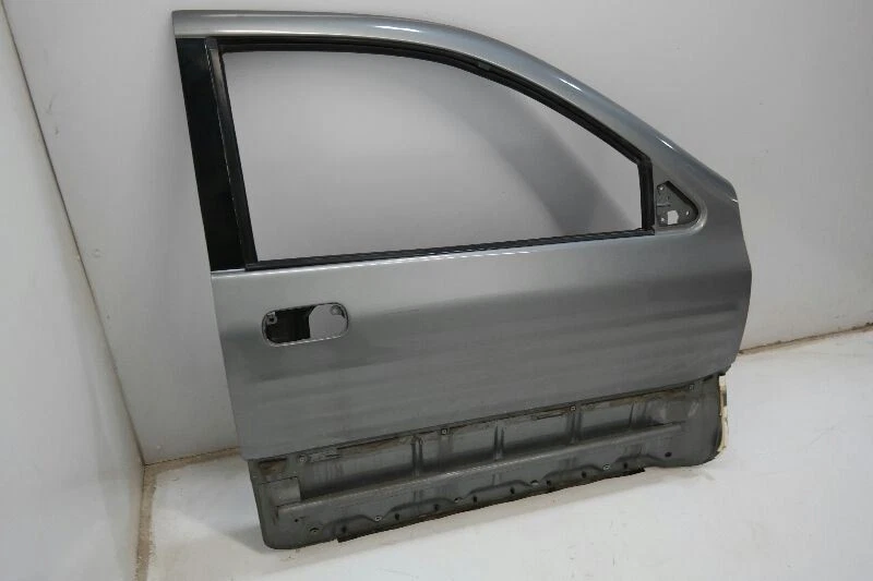 99-01 ISUZU VEHICROSS Passenger Right Front Door Silver 8972173080 Foto 3 de 4