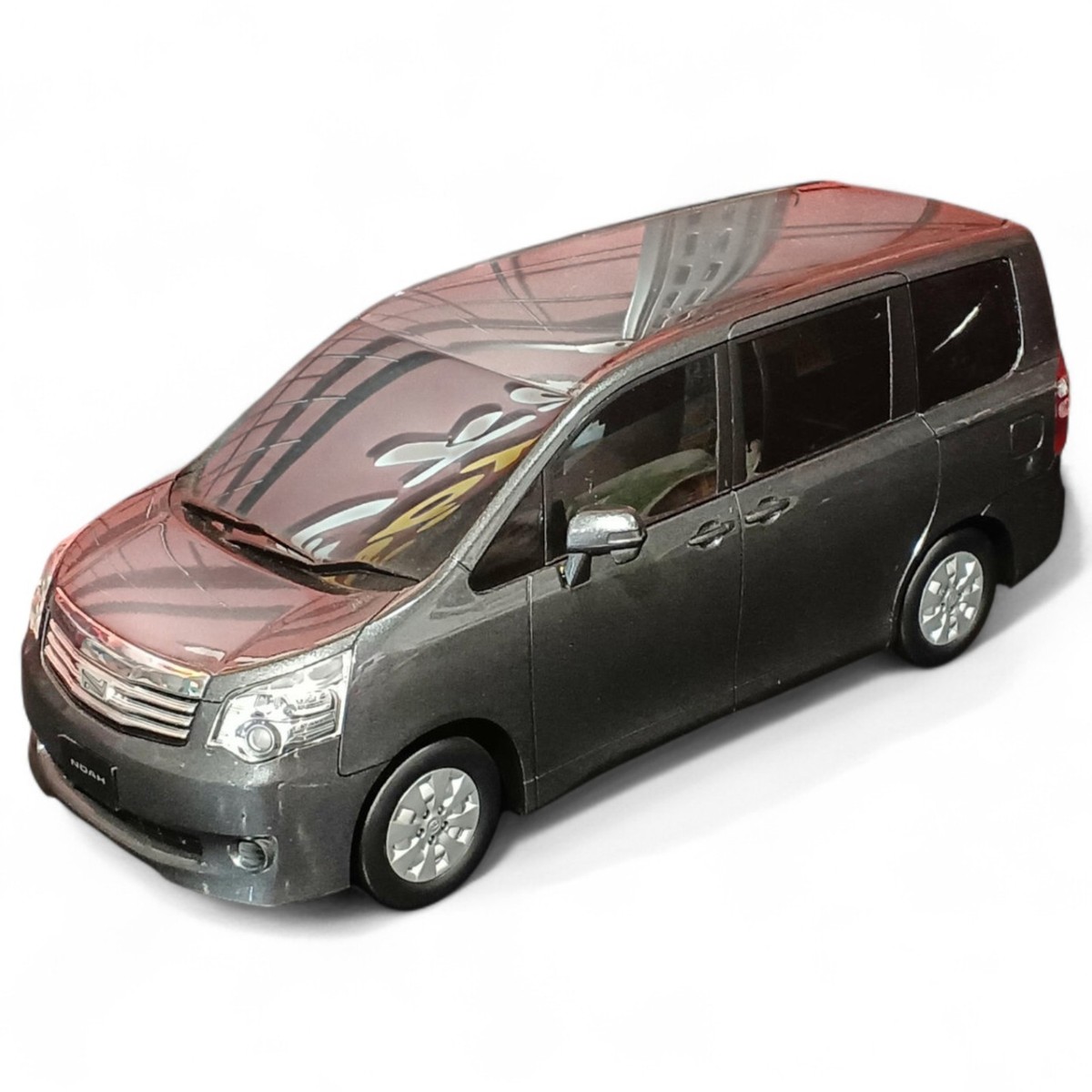Toyota Noah Grey Metallic 1/18 Color Sample Gray | eBay