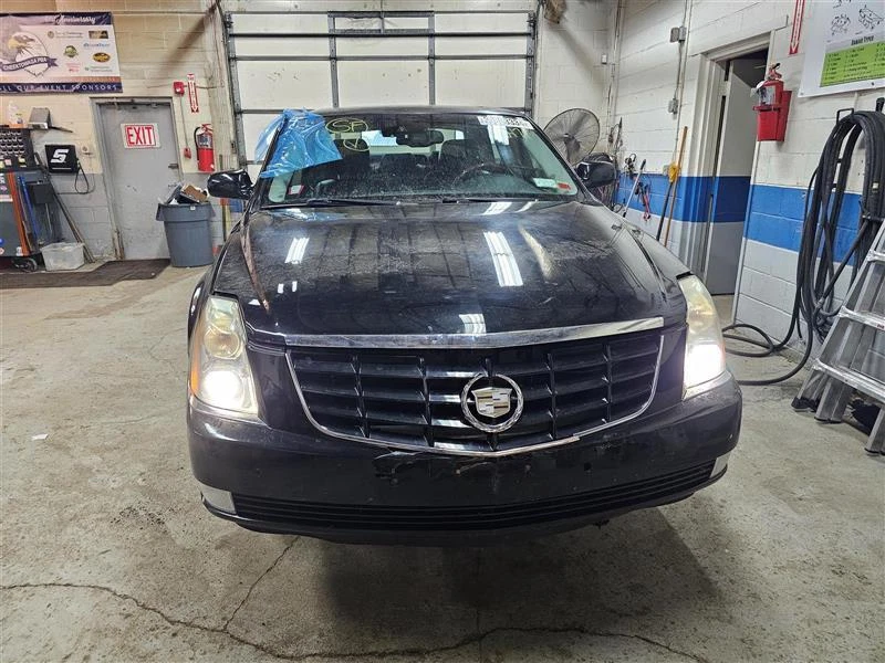 Used Washer Fluid Reservoir fits: 2008 Cadillac Dts Grade A Foto 2 de 4