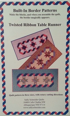 twisted ribbon table runner pattern