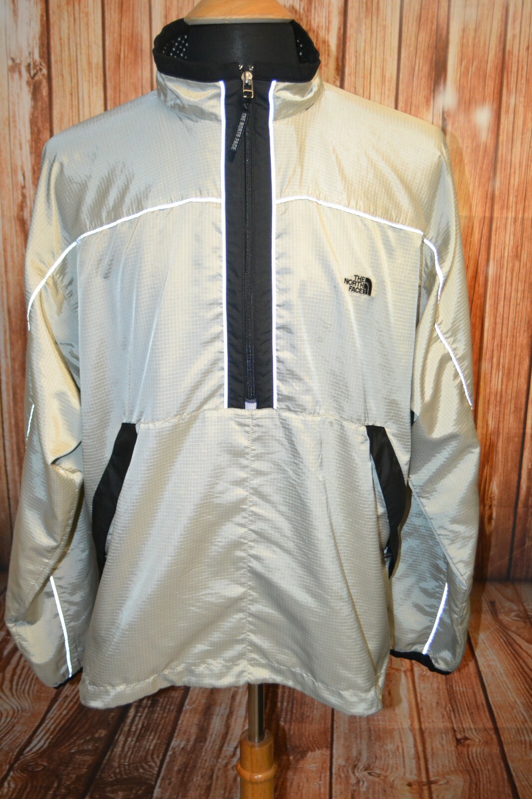 The North Face Men's Gray Nylon Blend 1/2 Zip Pullover Golf Jacket Sz XL