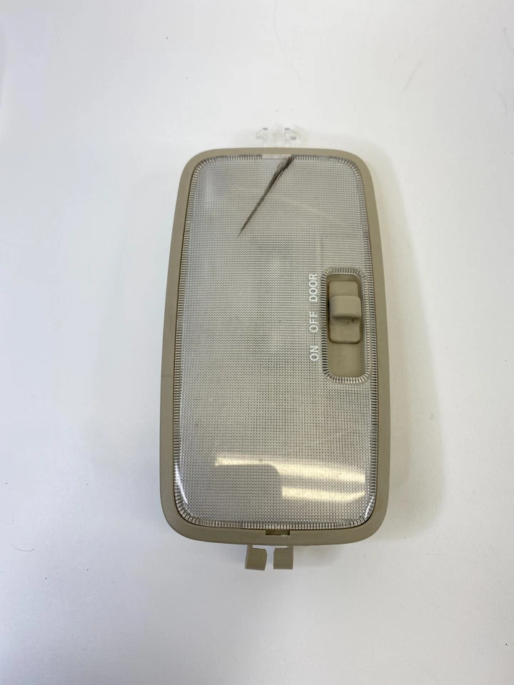2004-2008 Toyota Solara Roof Overhead Console Dome Map Light 81240-AA020 - Image 4 of 4