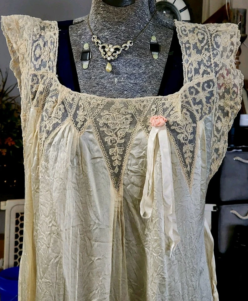 Antique 1900's Edwardian Silk Nightgown/ Dress w/ Lace Embroidery Gift S-L - Image 3 of 4