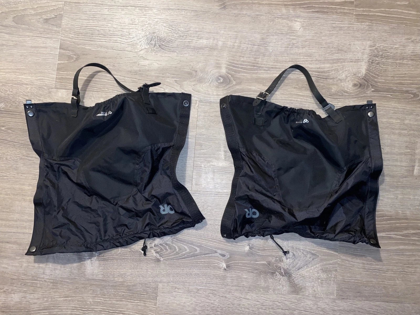 Outdoor Resarch Women's Helium Hiking Gaiters - Black / M - BARELY USED
Opens in a new window or tab