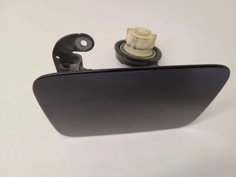 2003-2007 CADILLAC CTS Fuel Filler Door Black 25761433 03-07     - Image 2 of 4