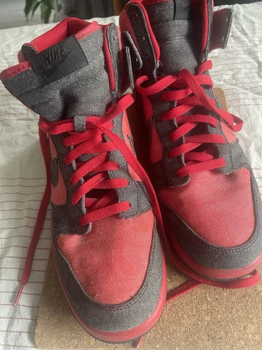 Nike Dunk Uomo Rosso Nero e Grigio Alto UK 11