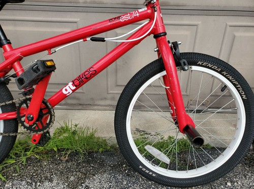 2009 GT Zone EST 74 Bicicletta Mid New School BMX Rossa Vecchia Bicicletta Freestyle Survivor - Foto 5 di 8