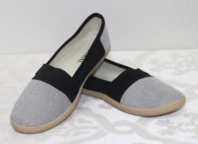 Coral Women's Flat Shoes White Navy Size