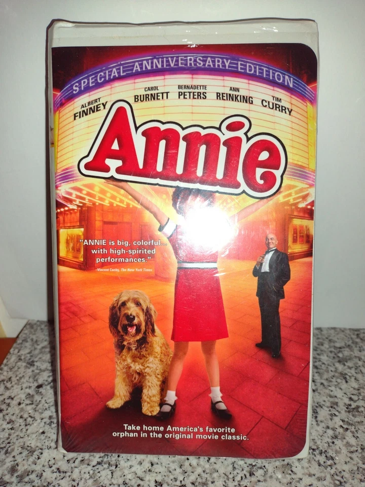 Grease VHS & Annie VHS Movies Both Are Special Anniversary Limited Editions NEW. - Image 4 of 4