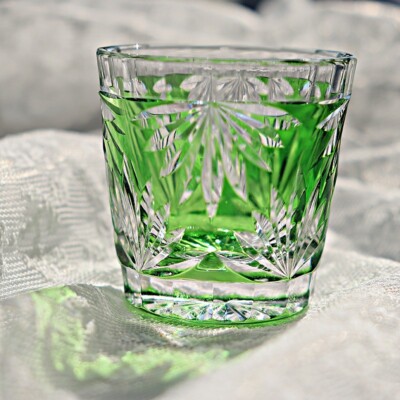 Engrave Chrismas Tree Pattern Crystal Shot Glass Liquor Sake Cup 35ml Green