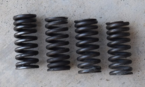 VALVE SPRINGS FOR HARLEY WL, Set of 4 1932-1940