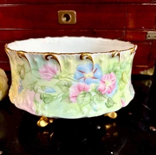 Antique T&V (Tressemann and Vogt) Limoges Hand Painted 7” Footed Bowl/Jardinière