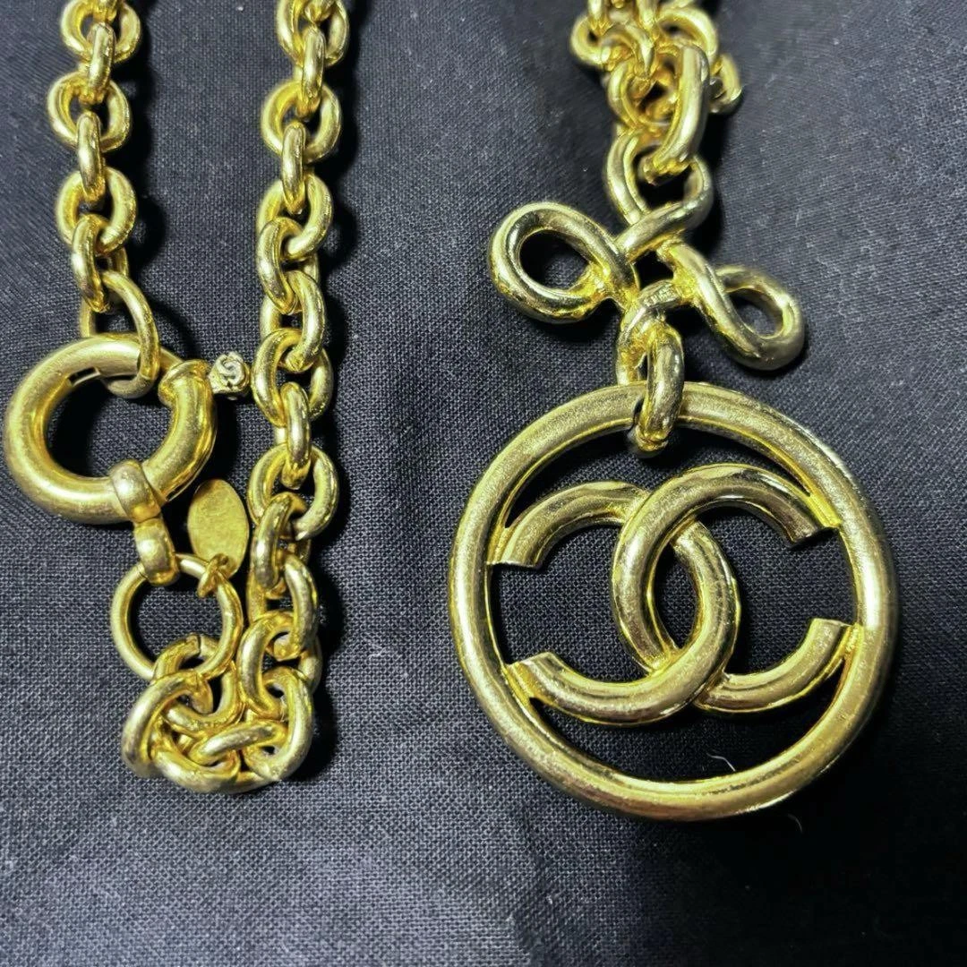 Collana lunga CHANEL Coco Mark catena logo incisione placcatura oro tondo con scatola