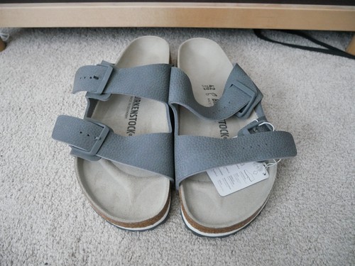 Birkenstock Arizona Sandals in Birko-Flor Desert Soil Gray size 42 New w/box! - Picture 6 of 8