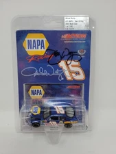 SIGNED Micheal Waltrip Action Autographed Nascar #15 Diecast 1:64 Scale NOS