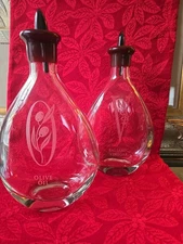 NEW  Etched Glass Olive Oil And Balsamic Vinegar Set 6"X 11"  20 Ounce Capacity