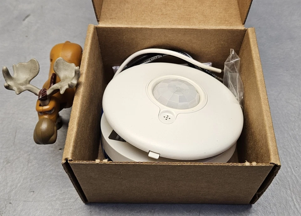 Diversa WORXIU2-P-N Ceiling Occupancy Detector 2-Pole 120/277VAC - Image 3 of 4