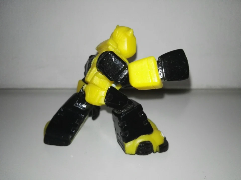Bumblebee figure Transformers Hasbro 2006,PVC/Rubber.(2) - Imagen 4 de 4