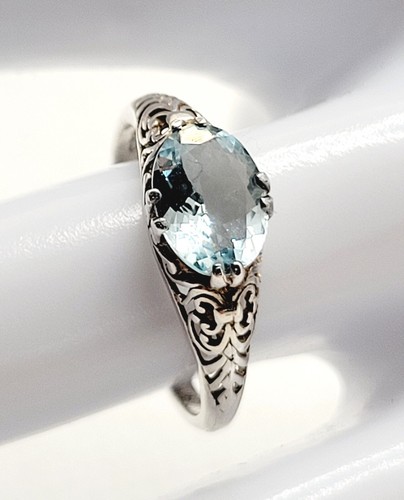 Anillo artesanal vintage de topacio azul de plata de ley 925 talla 6,5 banda de desplazamiento recortada - Imagen 6 de 10