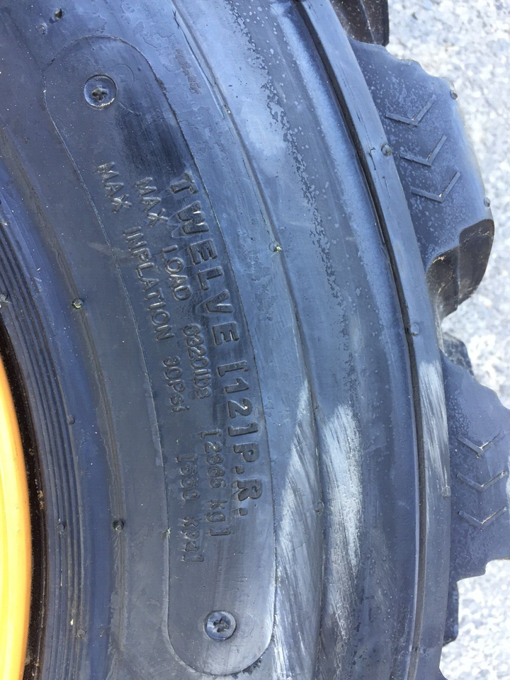 21216.5 SKS1 Tires/Rims for 4X4 Case 580 BackhoeSuper M&L 4WD119243A114PLY eBay