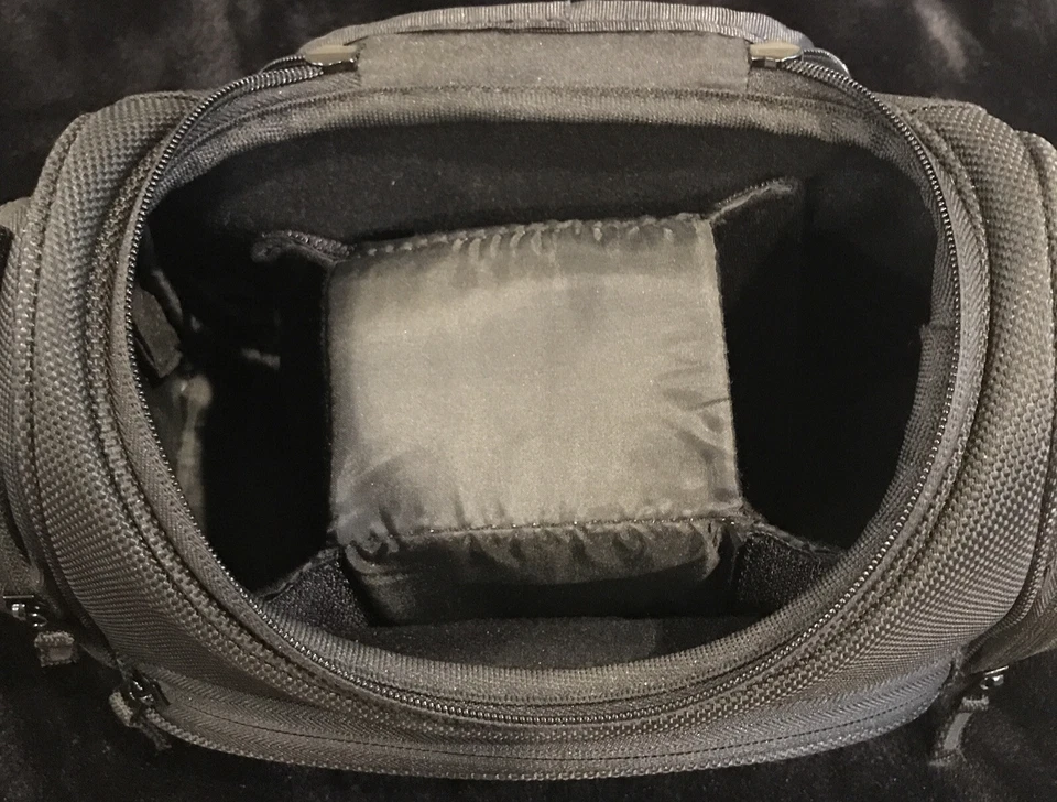 Genuine Sony Black Compact Camera Case Carrying Bag Alpha  OEM - Image 4 of 4