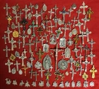 Lot Of 100 CHRISTIAN CATHOLIC   Medals, Crosses Pendants, & 14 Station Of Jesus