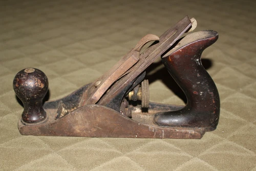 Vintage Stanley Bailey No. 3 Smooth Bottom Woodworking Plane