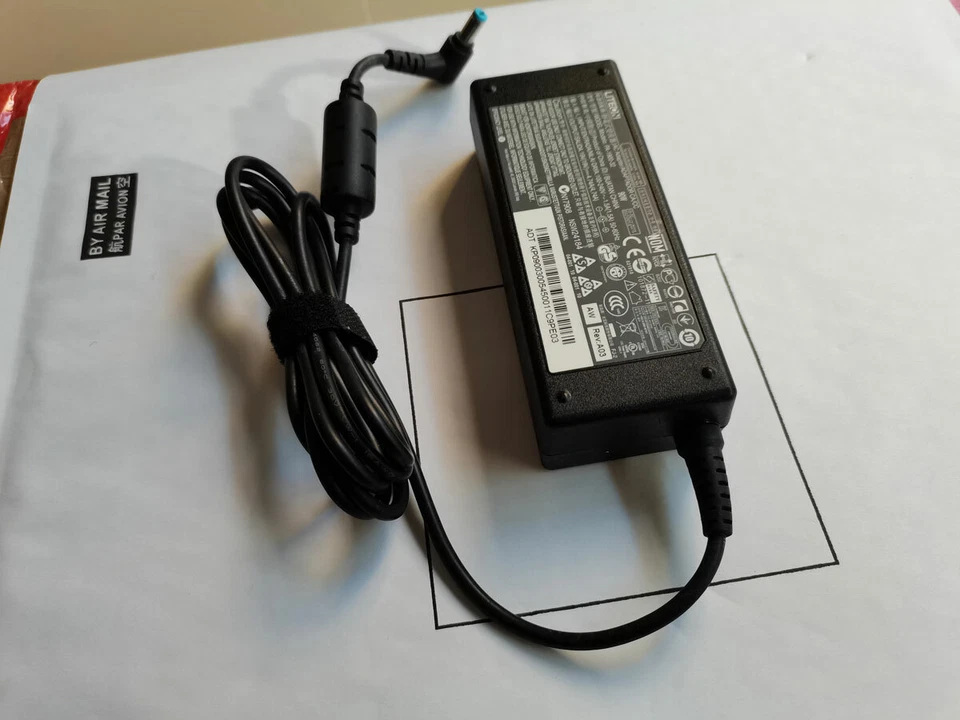 Adaptador de CA original 90W OEM LITEON 19V 4.74A PA-1900-32 para Acer Aspire V3-471G Foto 4 de 4