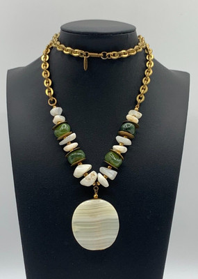 Gorgeous Signed Miriam Haskell Graduated Green & White Glass Pendant Necklace