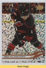 2025 Upper Deck Series 1 Speckled Rainbow Foil Shayne Gostisbehere #26 READ 1s1i