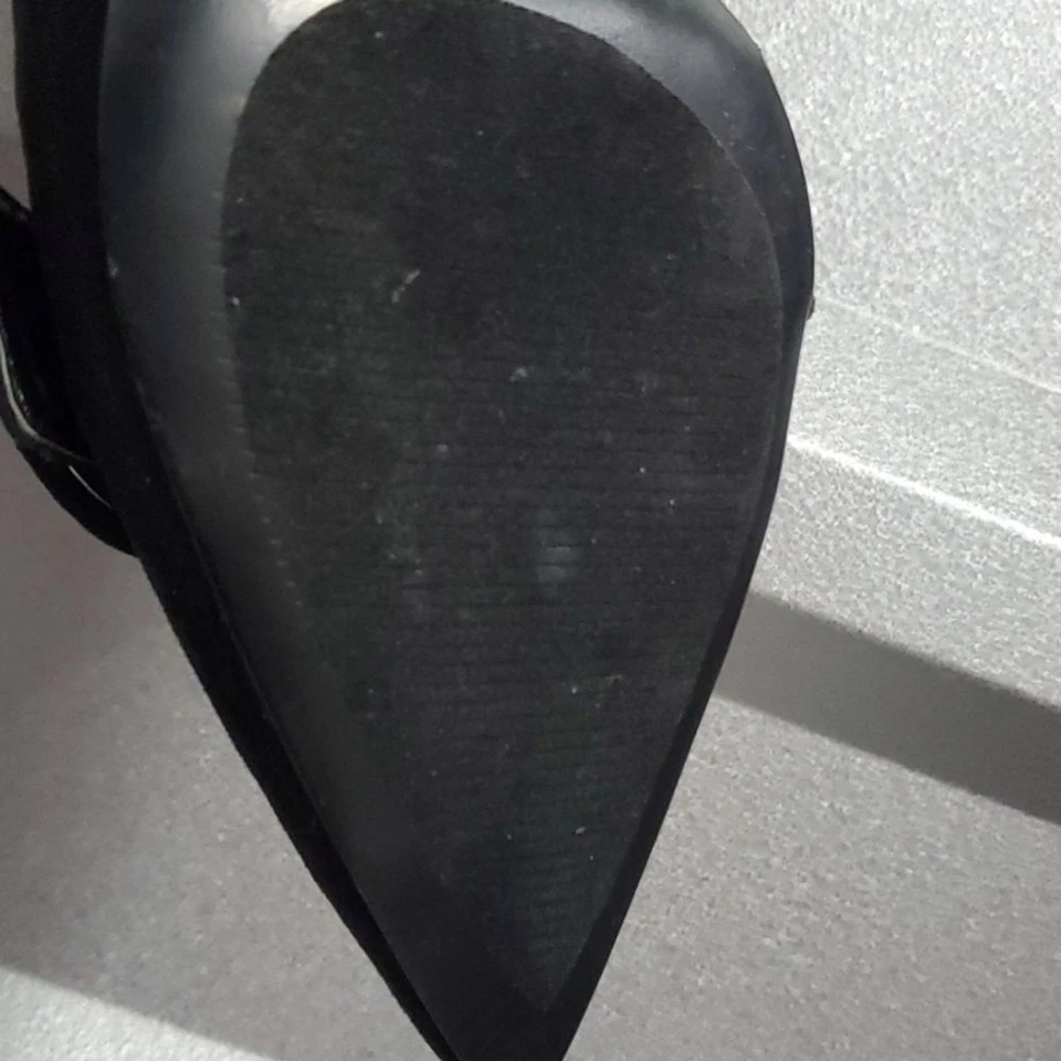 Nine West Shoes womens Size 7-1/2 7.5 Black Suede Like Slingback Pumps Buckle - Image 4 of 4