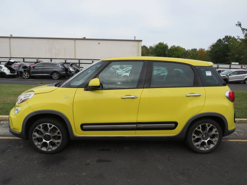 2014 Fiat 500 Wiper Motor-windshield (includes Linkage) OEM 4L01955023D - Image 2 of 4