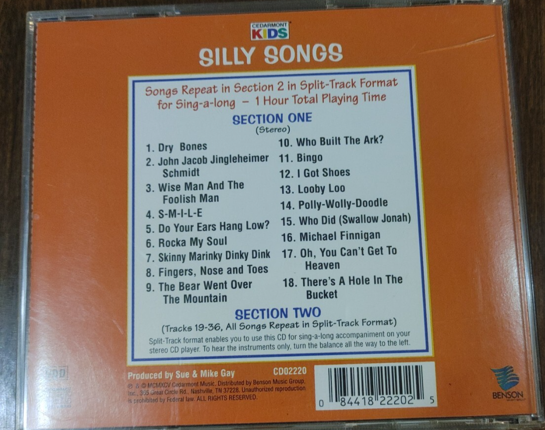 Classics: Silly Songs - Audio CD By CEDARMONT KIDS - VERY GOOD