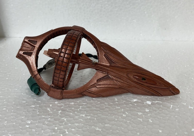 HALLMARK 2004 STAR TREK ORNAMENT VULCAN COMMAND SHIP FROM STAR TREK: ENTERPRISE