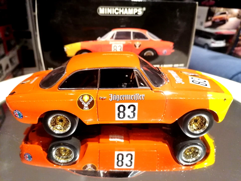 Minichamps 1/18 Alfa Romeo GTA 1300 Junior DRM 1972 Jägermeister MINT with Box - Immagine 4 di 4
